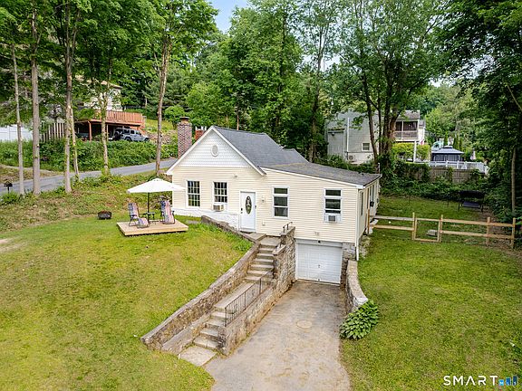 2nd image of 19 Calverton Drive