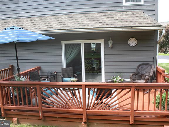 2nd image of 203 Moria Pl #203
