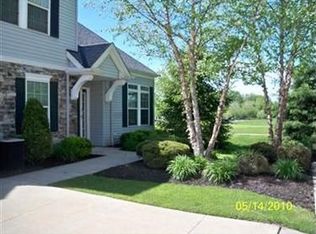 5615 N Greenway Ct #7-B, Highland Heights, OH 44143