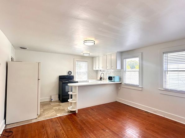 (undisclosed Address)