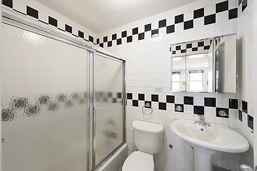 Rented by Nest Seekers International