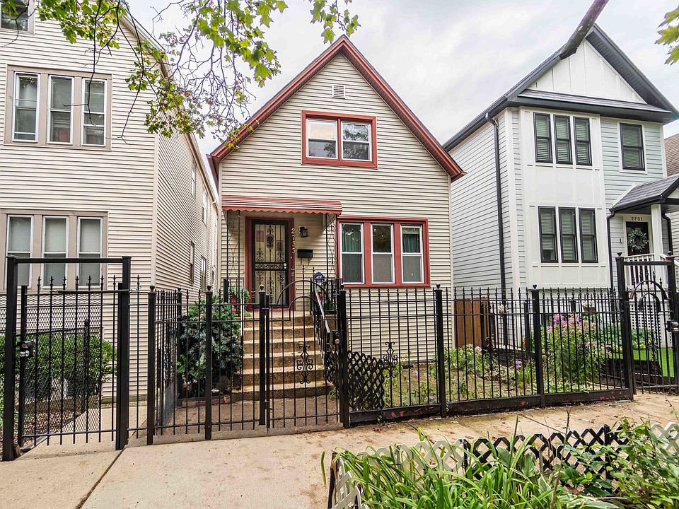 1st image of 2733 N Artesian Ave