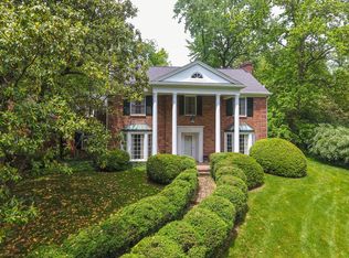 119 Arrowhead Rd, Indian Hills, KY 40207