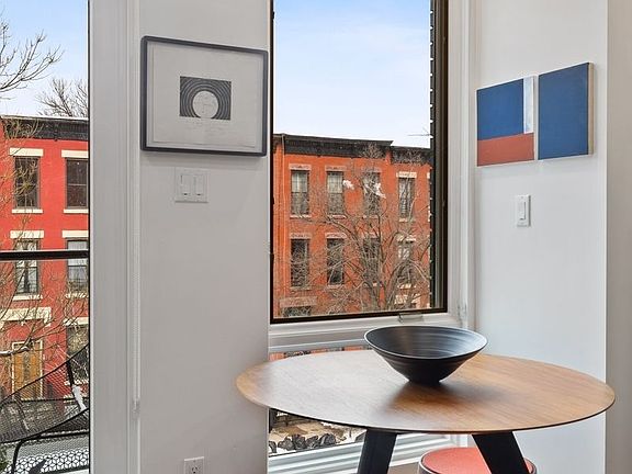 3rd image of 668 Halsey St #3