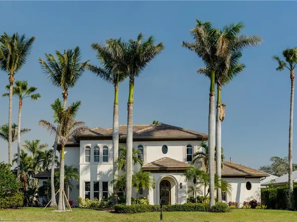10882 Vanderbilt DR, NAPLES, FL 34108