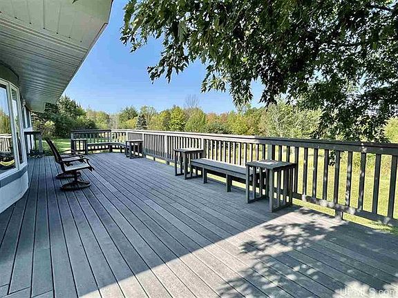 2nd image of 11164 N Lookout Ln
