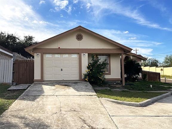 2nd image of 1602 Avenida Mexico Ave