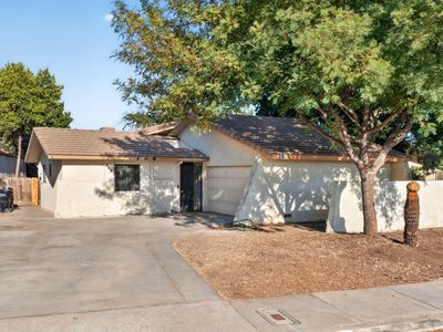 609 N Village Green Street, Porterville, CA, 93257