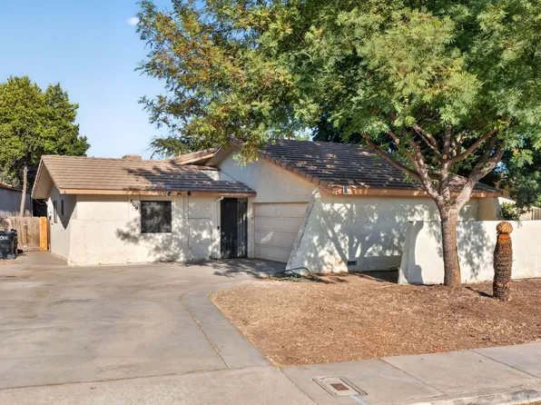 609 N Village Green Street, Porterville, CA 93257