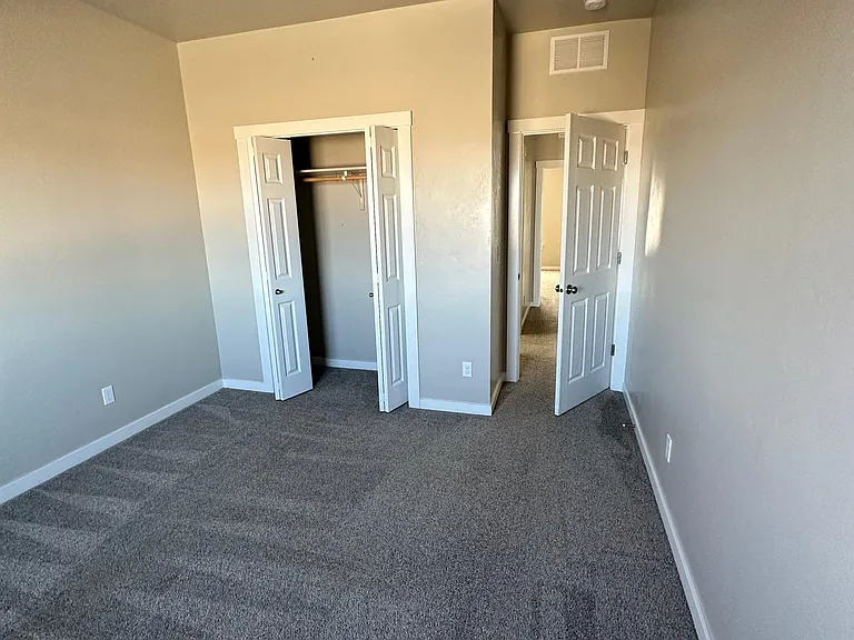 16214 Dietz Way — Photo 25