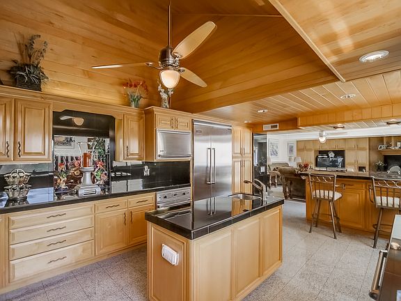 4th image of 15139 El Selinda Dr