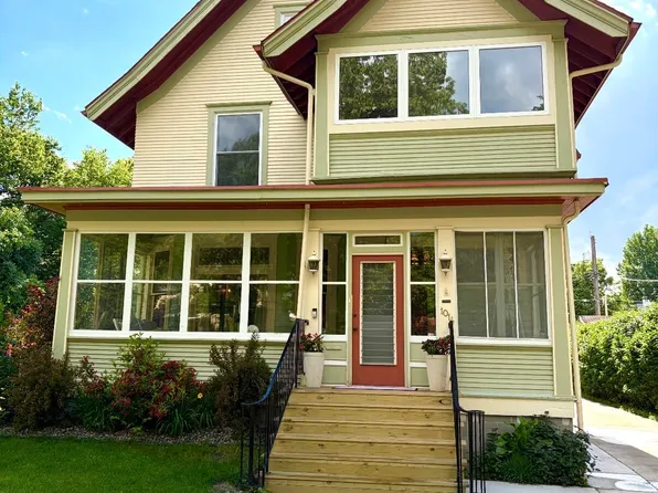 1014 S Jay St, Aberdeen, SD 57401