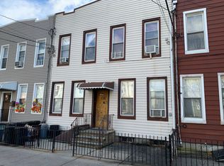 6210 68th Ave, Ridgewood, NY 11385
