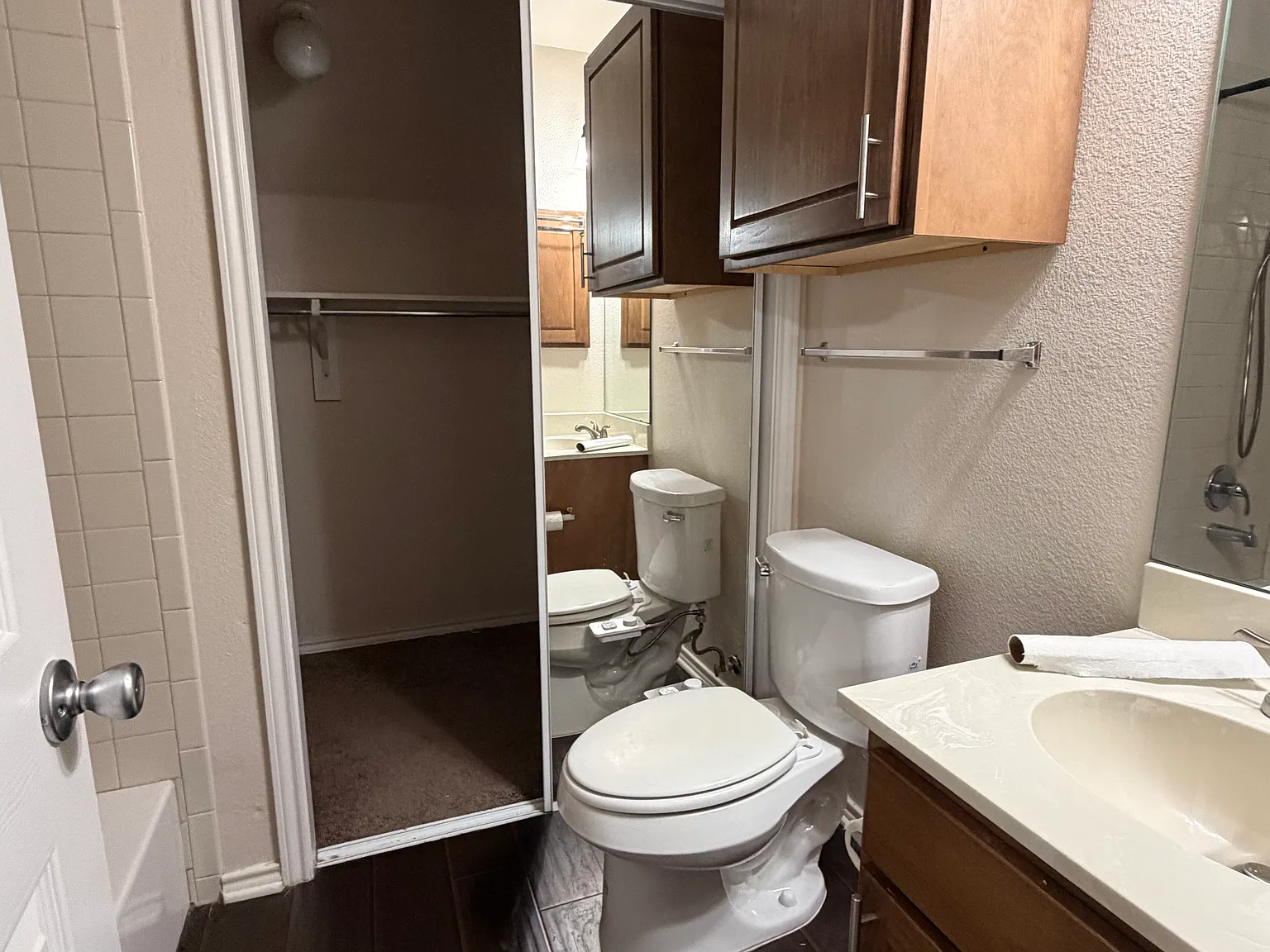 2 bed, 1033 sqft, $1,550 — Photo 4