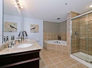 4848 N Sheridan Rd APT 206, Chicago, IL 60640