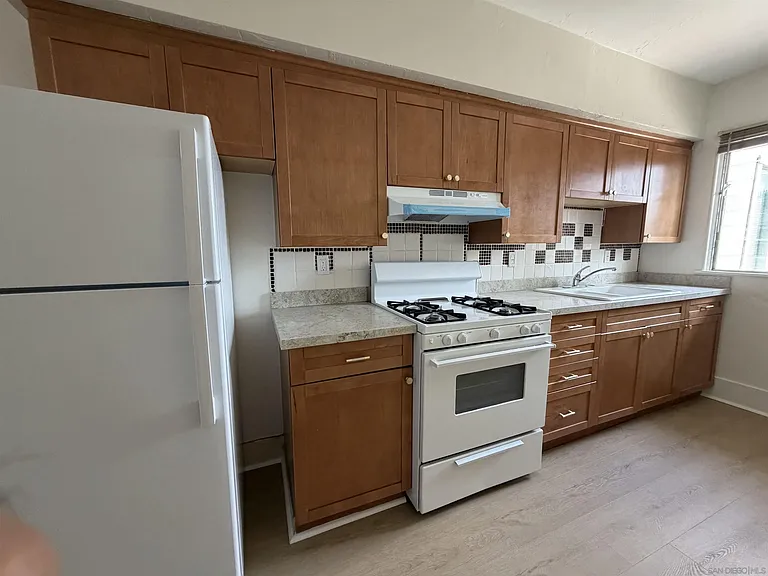2473 Market St #7 — Photo 4