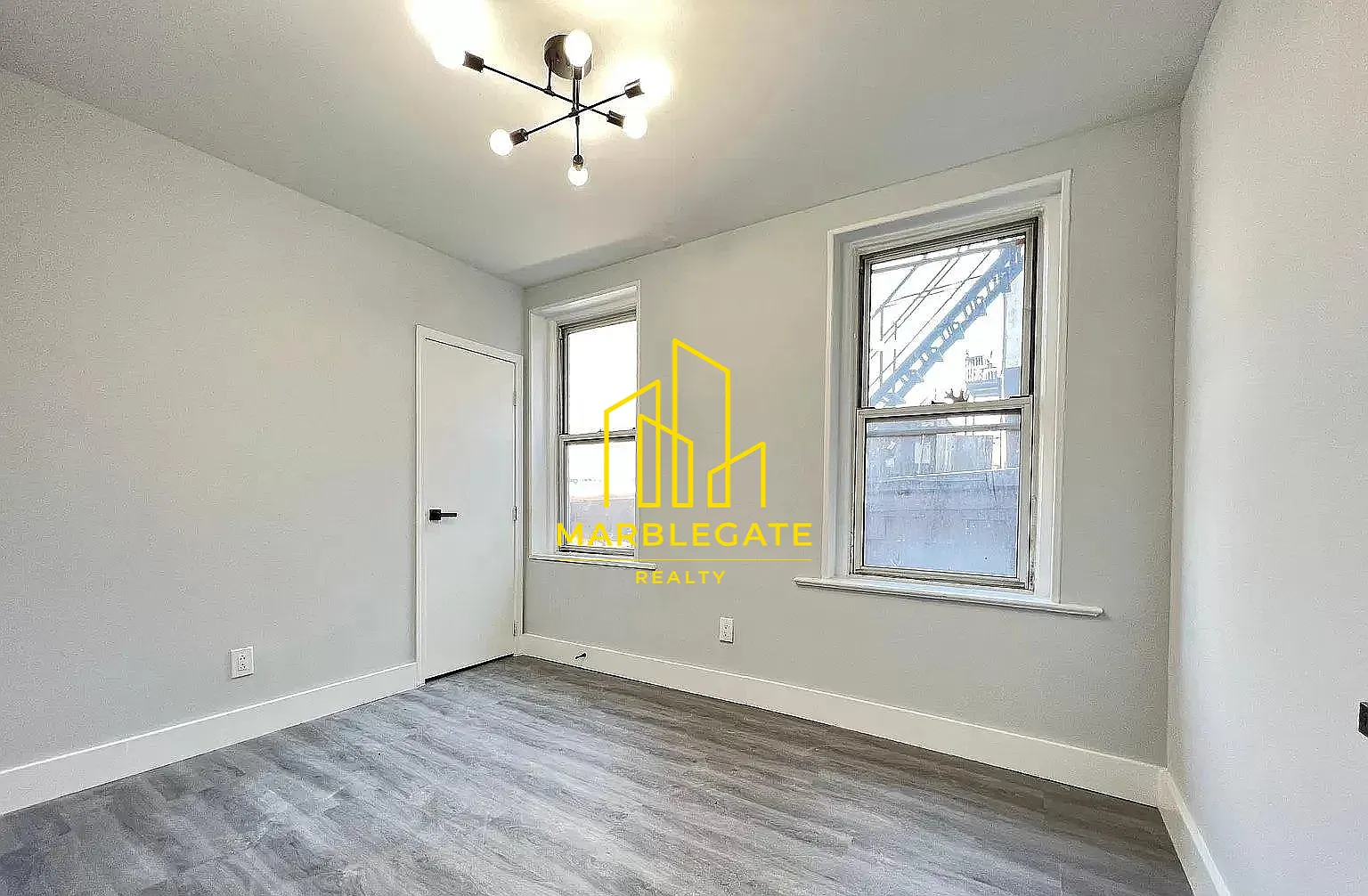 3 bed, 1050 sqft, $2,195 — Photo 2