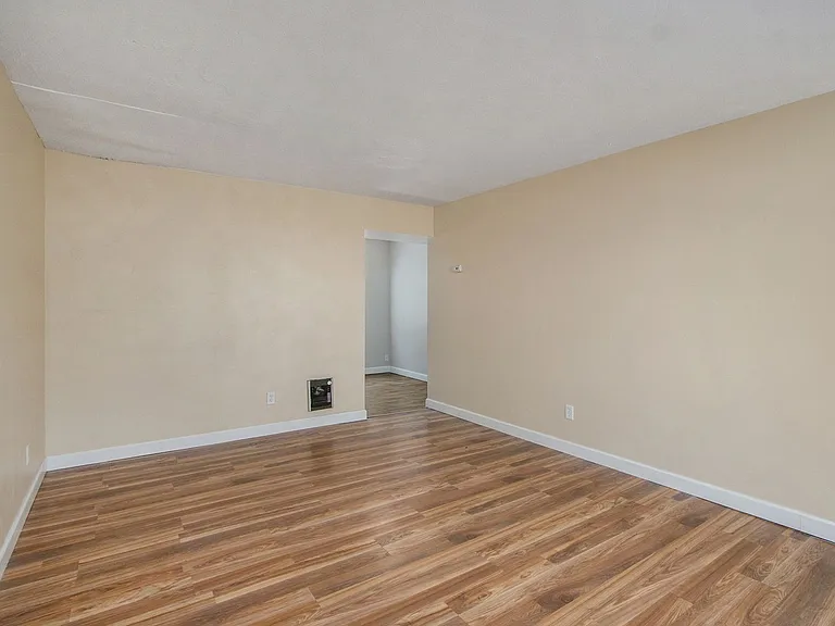 444 Garland St #2 — Photo 8