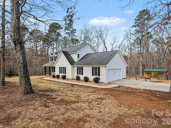4th image of 1338 Pell Dr