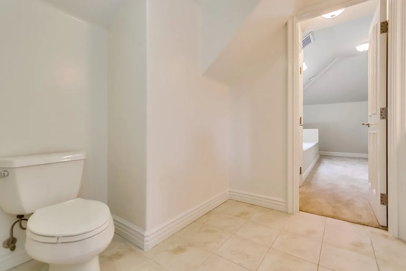 7 bed, 9500 sqft, $17,500 — Photo 2