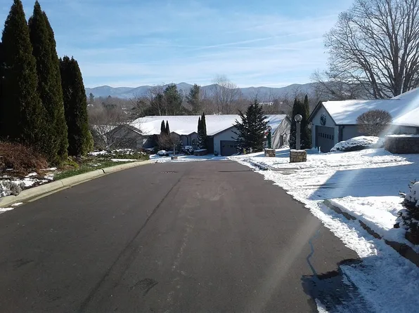 421 Kyfields, Weaverville, NC 28787