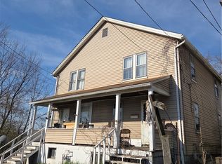 415 Sarah St, Aliquippa, PA