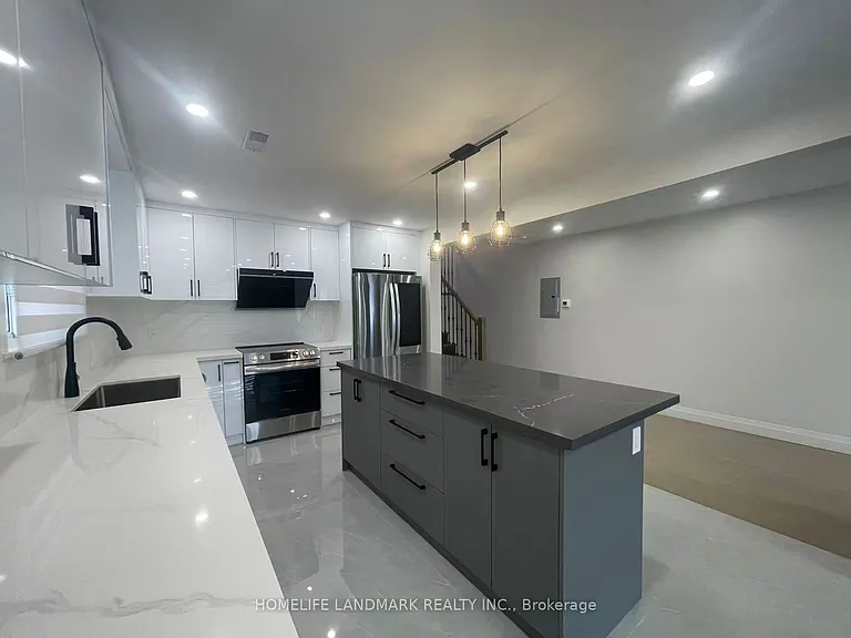 17 Rosemeade Ave #1 — Photo 7