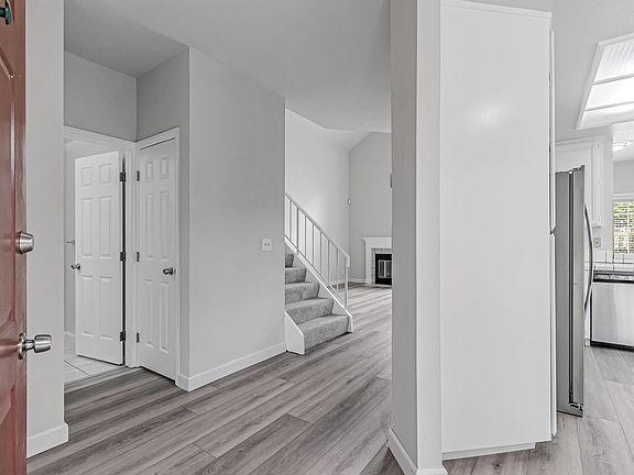 2nd image of 1198 Krebs Ct