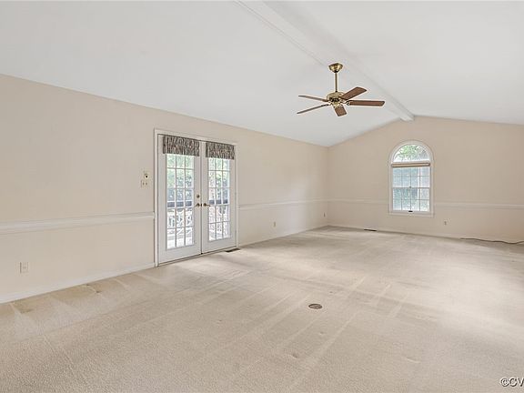 5th image of 1721 Broadmoor Dr