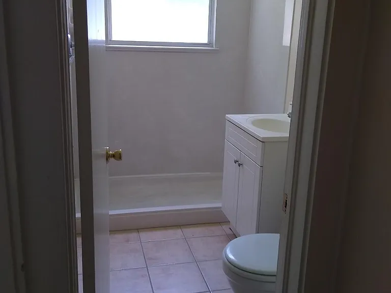 1846 19th Ave #8 — Photo 2
