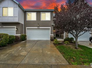 7922 S Farm House Ln E, Midvale, UT 84047