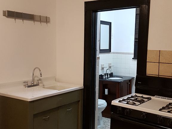 1st floor kitchen