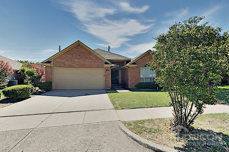 1st image of 752 Rockett Ln