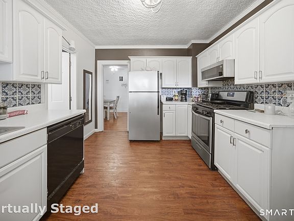 4th image of 12 Webster Street