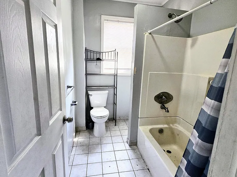 316 Devon St #2 — Photo 9