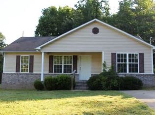 74 Altamont Dr, Jackson, TN 38301