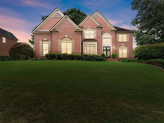3rd image of 5225 McIntosh Dr