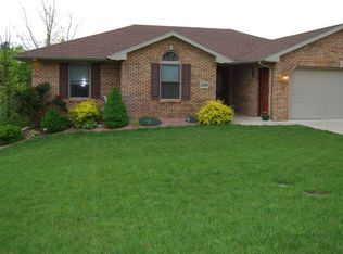 5100 Willowby Dr, Jefferson City, MO 65109