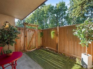 Cedar Pointe, Seattle, WA 98133