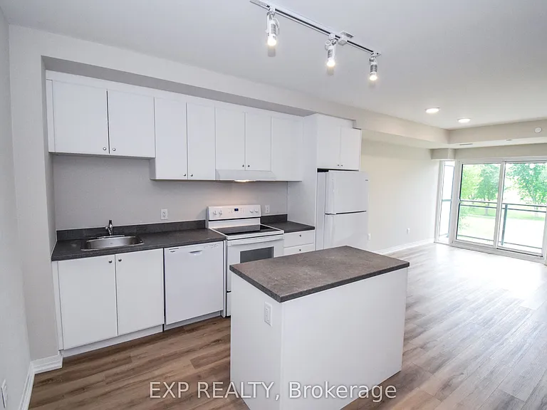 50 Herrick Ave #228 — Photo 6