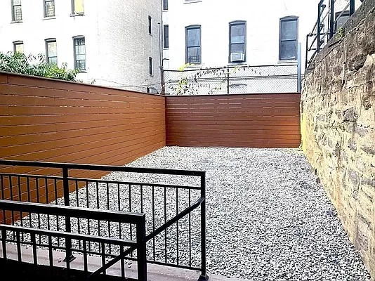 Rented by Bohemia Realty Group | media 7