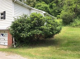 681 Canal Rd, Apollo, PA 15613