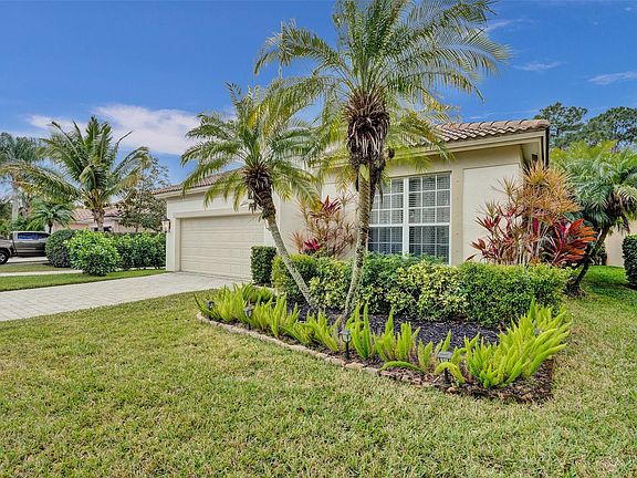 4th image of 6935 SE Twin Oaks Circle