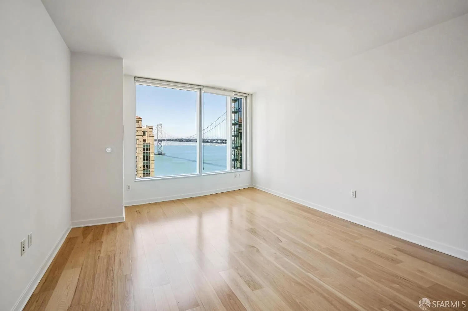 1 bed, 1.0 bath, 758 sqft, $6,250 — Photo 3