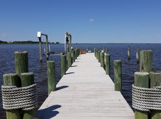 115 Womack Dr, Currituck, NC 27929