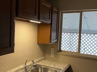 2515 Dahlia Ln, Pueblo, CO 81004