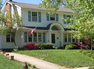 421 W 62nd St, Kansas City, MO 64113