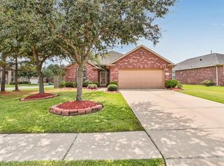 1906 Lantana Spring Ln, Pearland, TX 77581