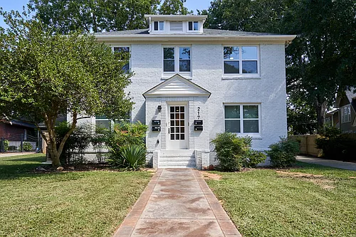 217 Circle Ave #1 Photo 1