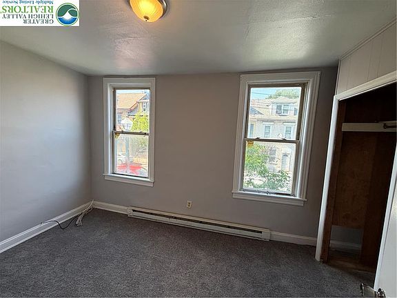5th image of 410 E 4th St APT 1
